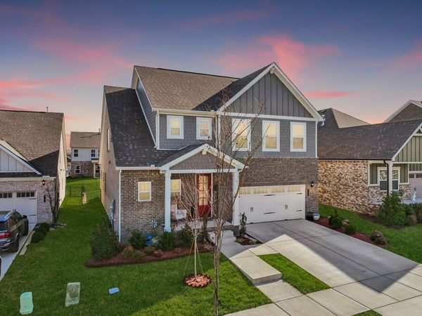 734 Omaha Dr, Gallatin, TN 37066