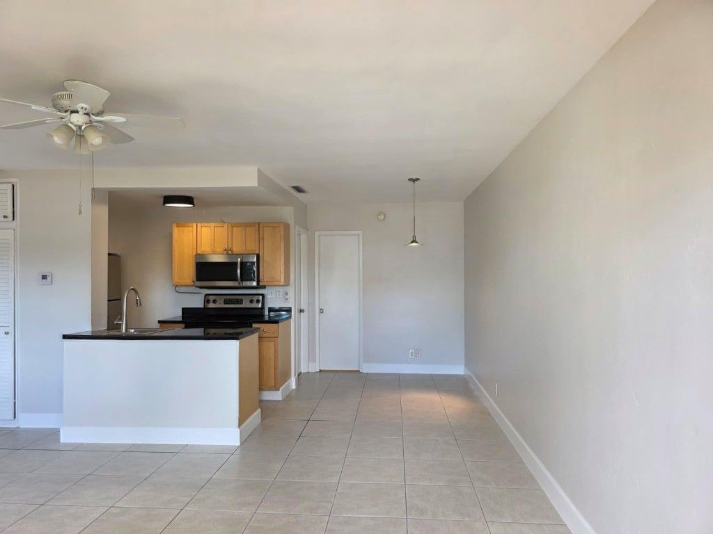 815 Middle River Drive, Unit 117, Fort Lauderdale, FL 33304 Photo