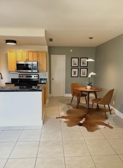 815 Middle River Drive, Unit 117, Fort Lauderdale, FL 33304 Photo