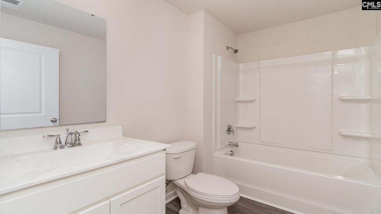 1039 Rampart Court Photo 20