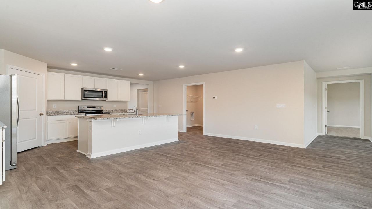 1039 Rampart Court Photo 8