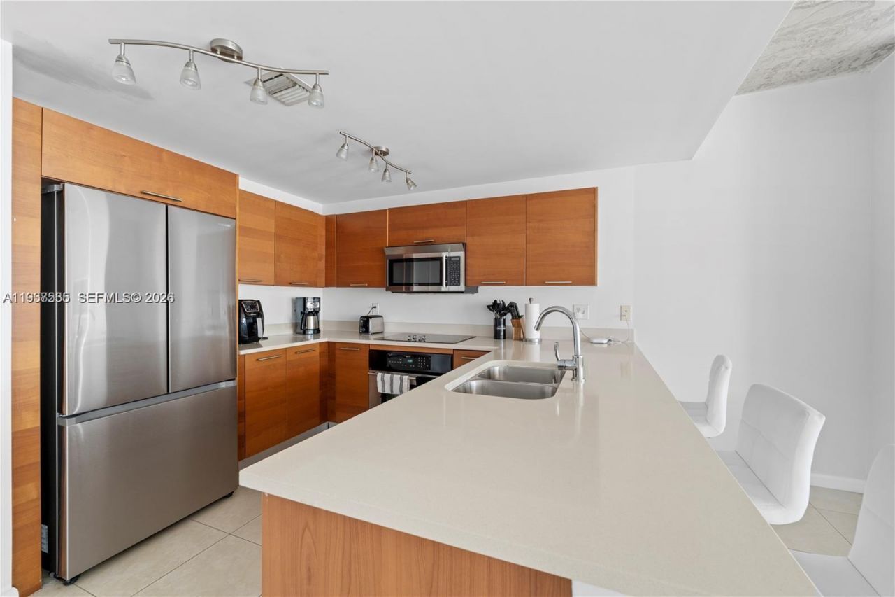 3250 NE 1st Ave, Unit 917, Miami, FL 33137 Photo