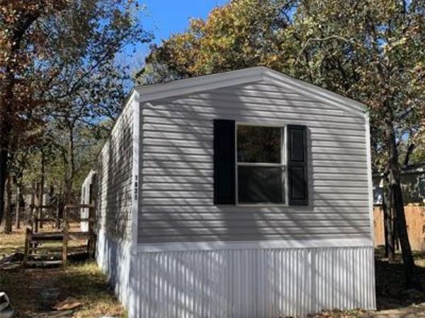 1621 Coral Road, Pelican Bay, TX 76020