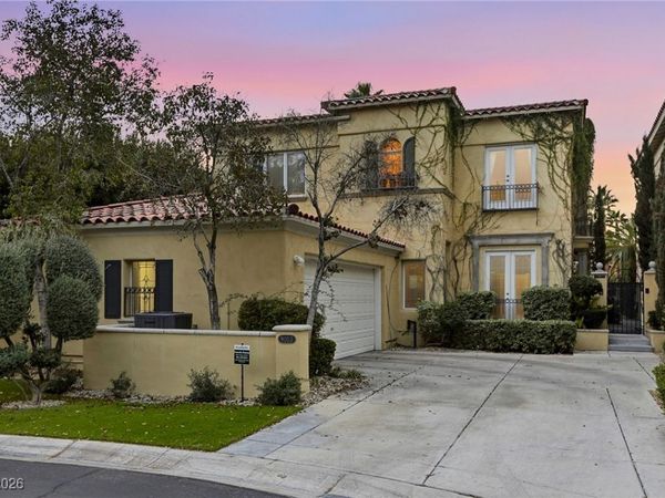 9053 Opus Drive, Las Vegas, NV 89117