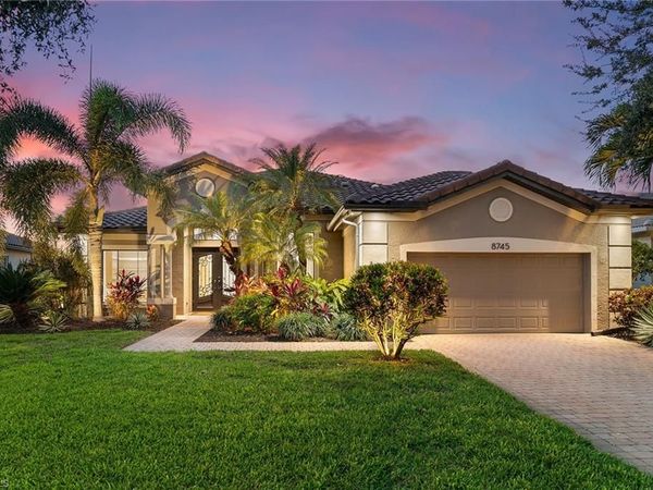 8745 Mustang Island CIR, NAPLES, FL 34113