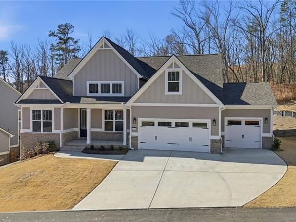 2540 SE Parkside Way, Gainesville, GA 30507