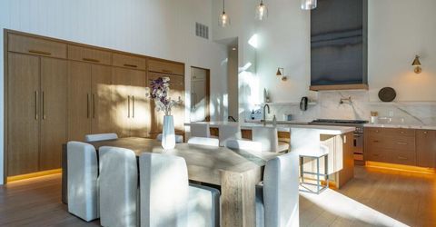 9308 Nine Bark Road, Truckee, CA 96161 Photo