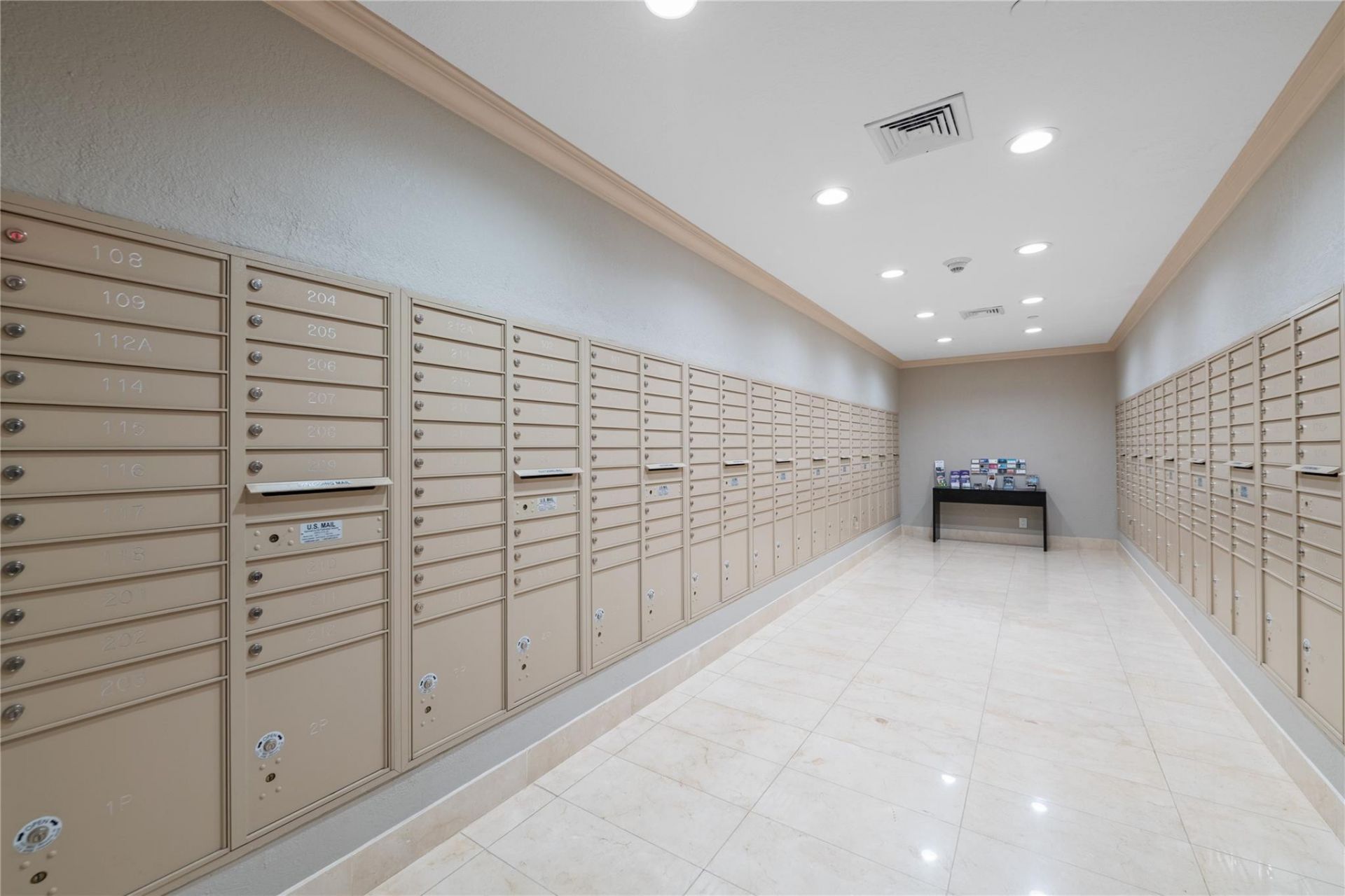 3300 NE 36th Street, Unit 1711, Fort Lauderdale, FL 33308 Photo