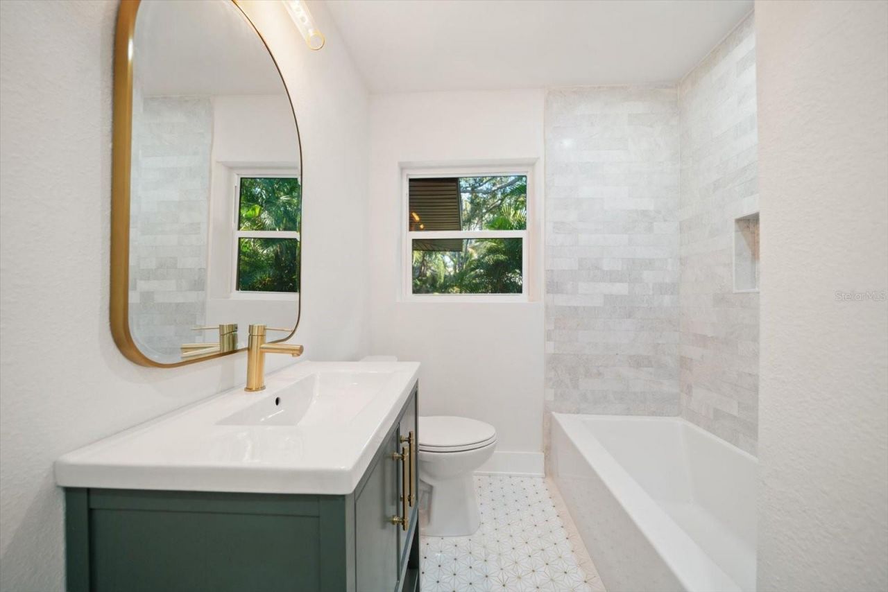 315 31st Street W, Bradenton, FL 34205 Photo