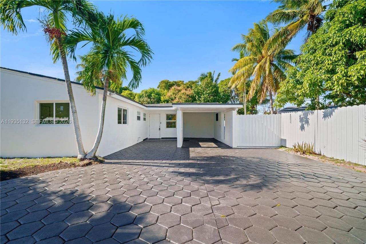 2902 SW 67th Ter, Miramar, FL 33023 Photo