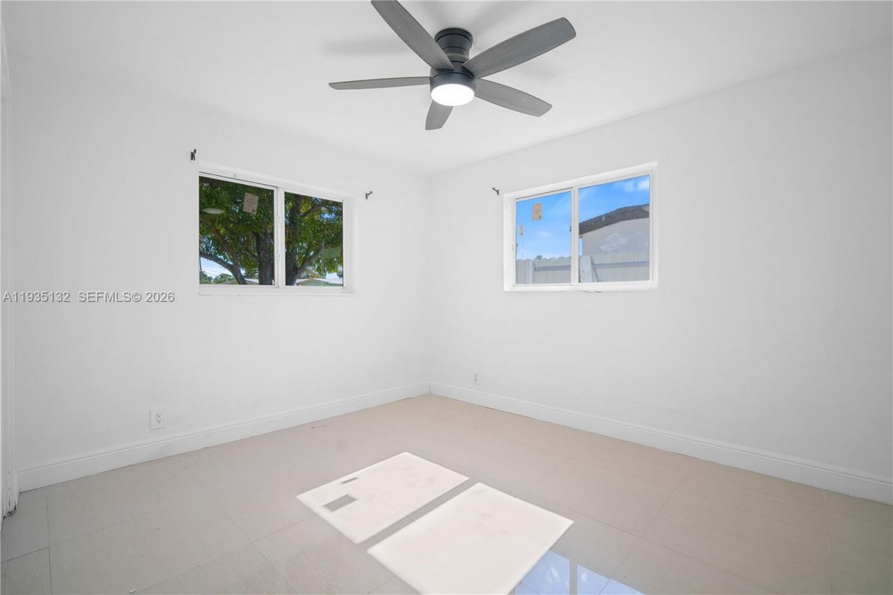 2902 SW 67th Ter, Miramar, FL 33023 Photo