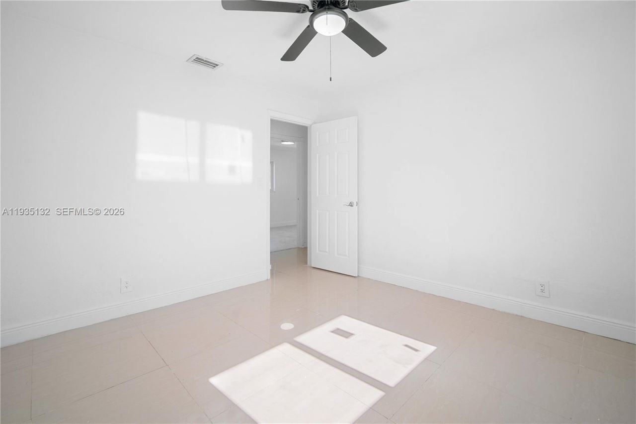 2902 SW 67th Ter, Miramar, FL 33023 Photo