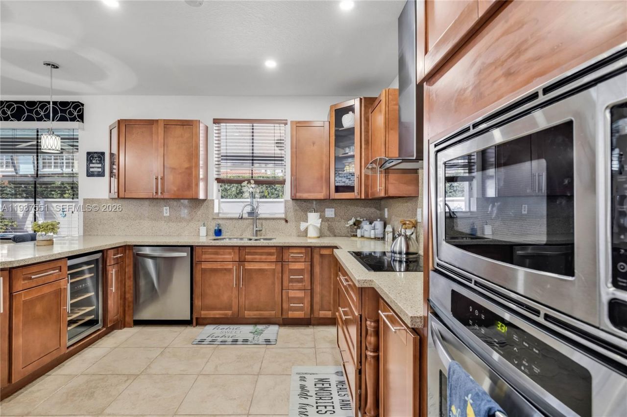 3164 SW 147th Pl, Miami, FL 33185 Photo