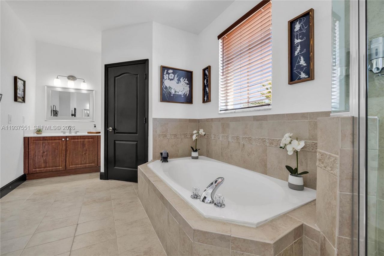 3164 SW 147th Pl, Miami, FL 33185 Photo