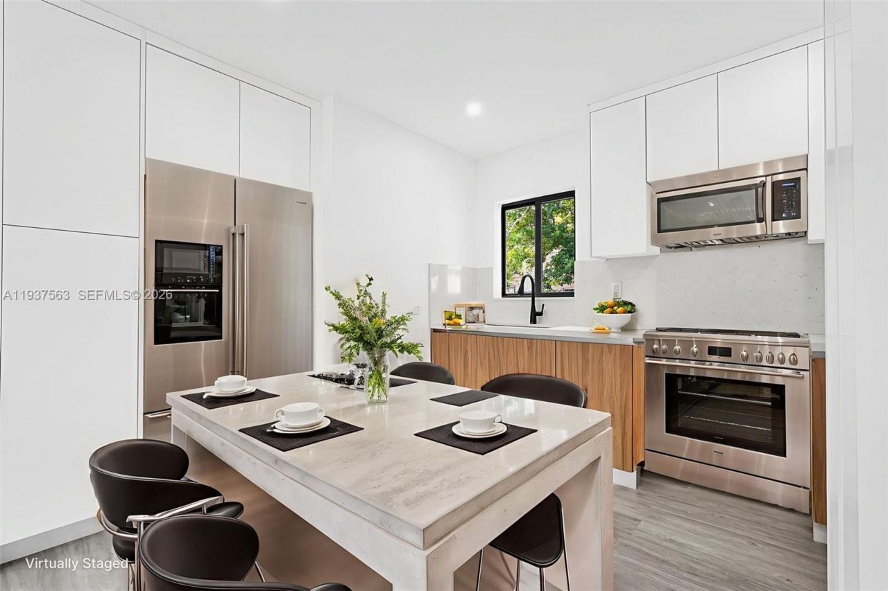 19720 NW 33rd Ave, Miami Gardens, FL 33056 Photo