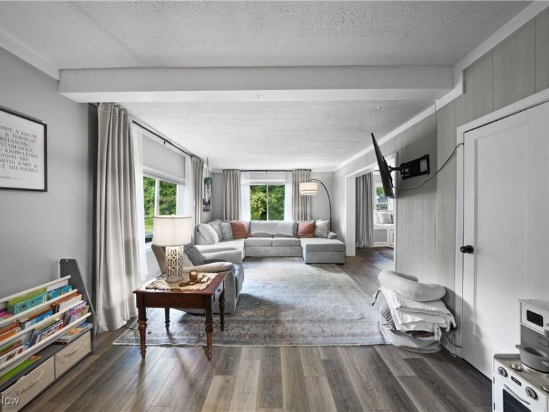 9700 Silica Sand Road, Garrettsville, OH 44231 Photo 6