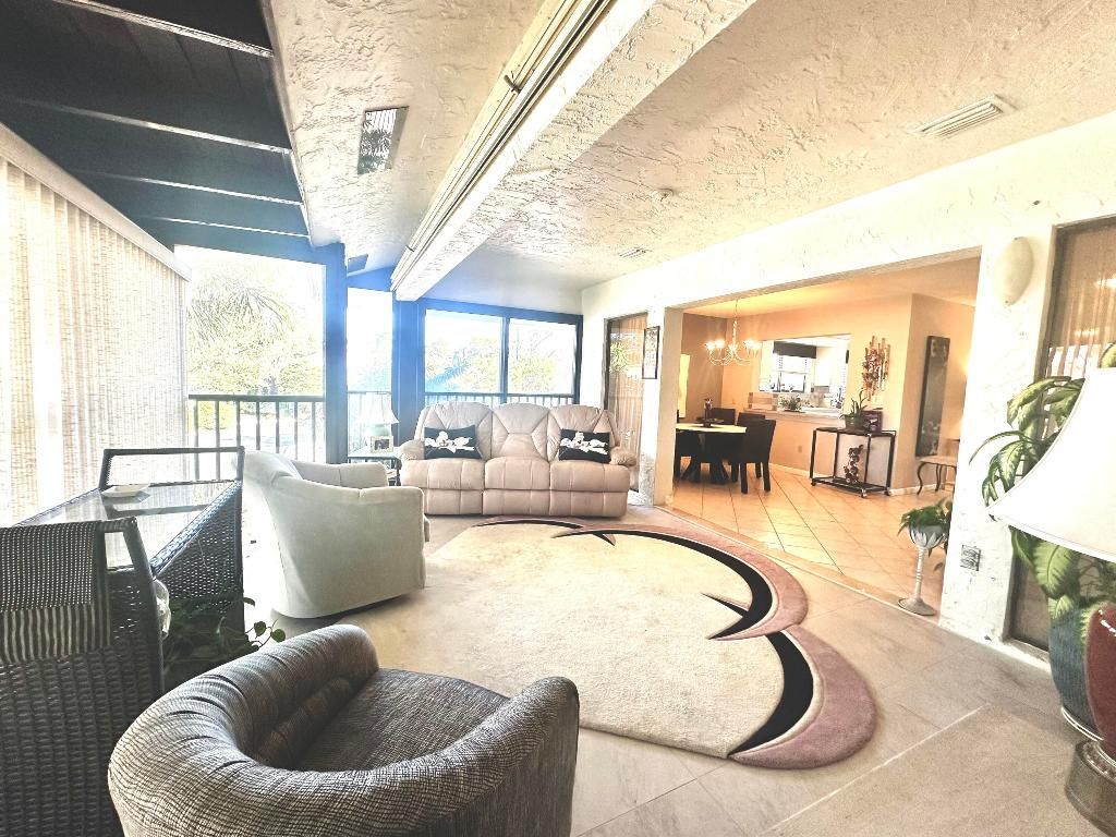 25 Pelican Pointe Drive, Unit 201, Delray Beach, FL 33483 Photo