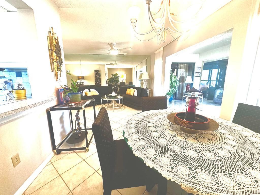 25 Pelican Pointe Drive, Unit 201, Delray Beach, FL 33483 Photo