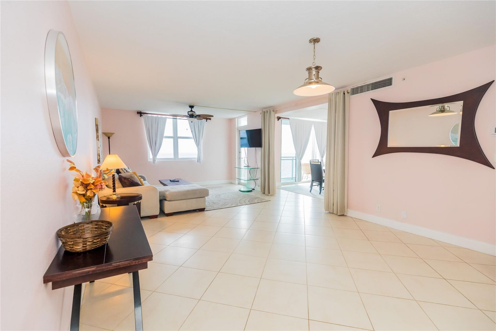 3001 S Ocean Drive, Unit 1011, Hollywood, FL 33019 Photo