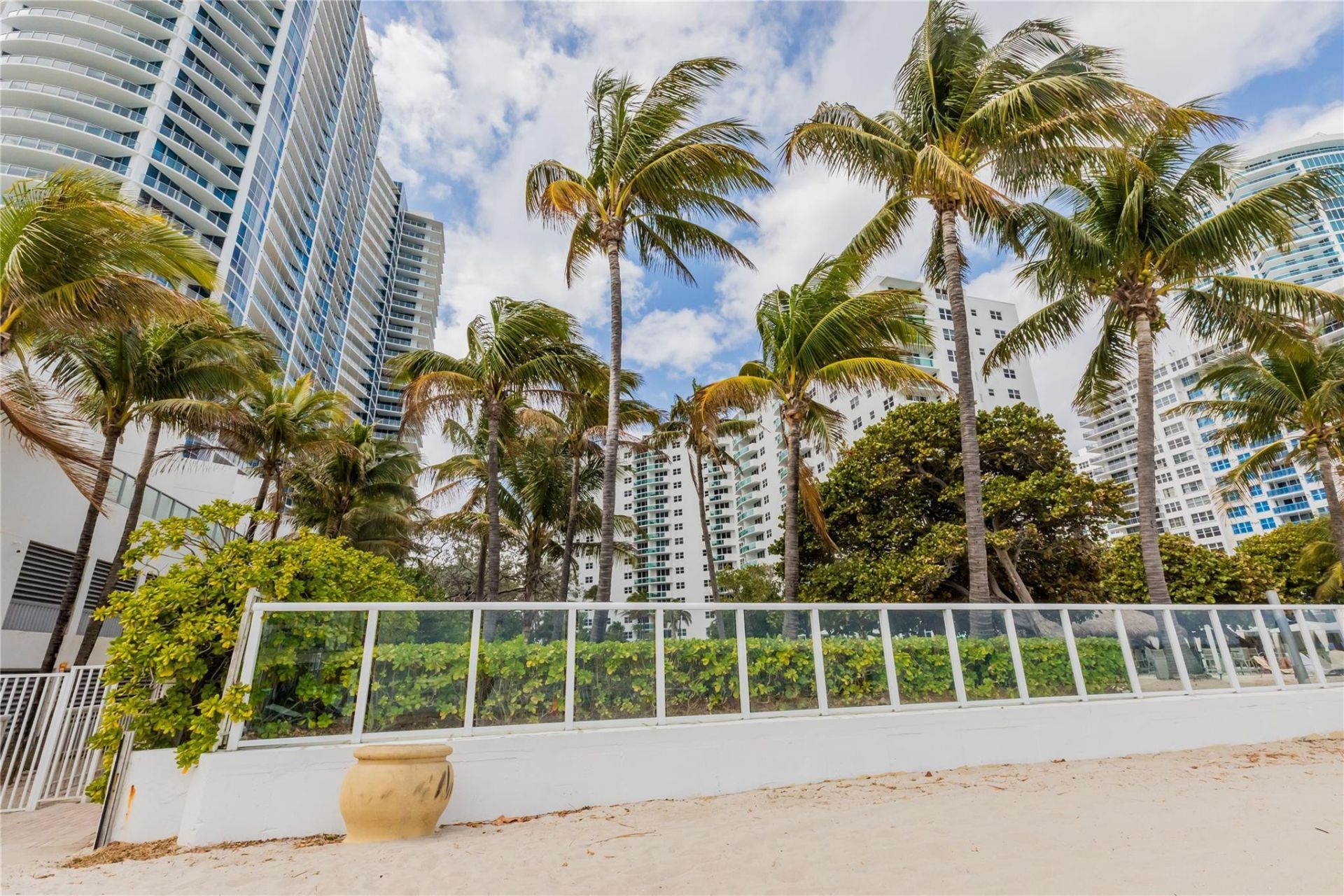 3001 S Ocean Drive, Unit 1011, Hollywood, FL 33019 Photo