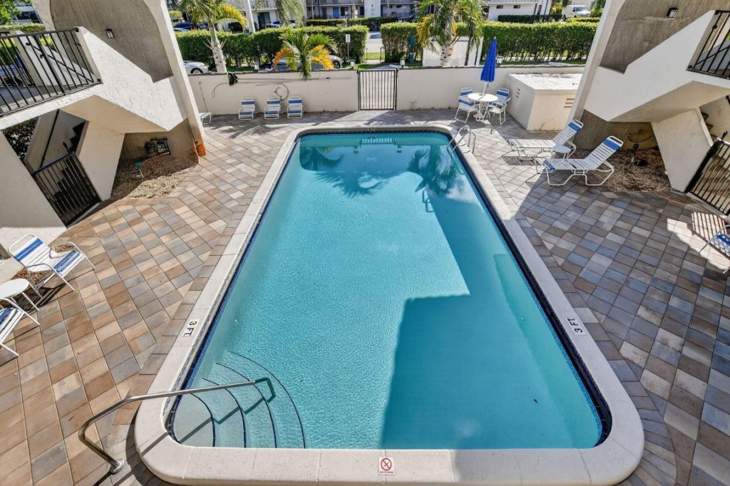 55 SE 14th St, Unit 211, Boca Raton, FL 33432 Photo