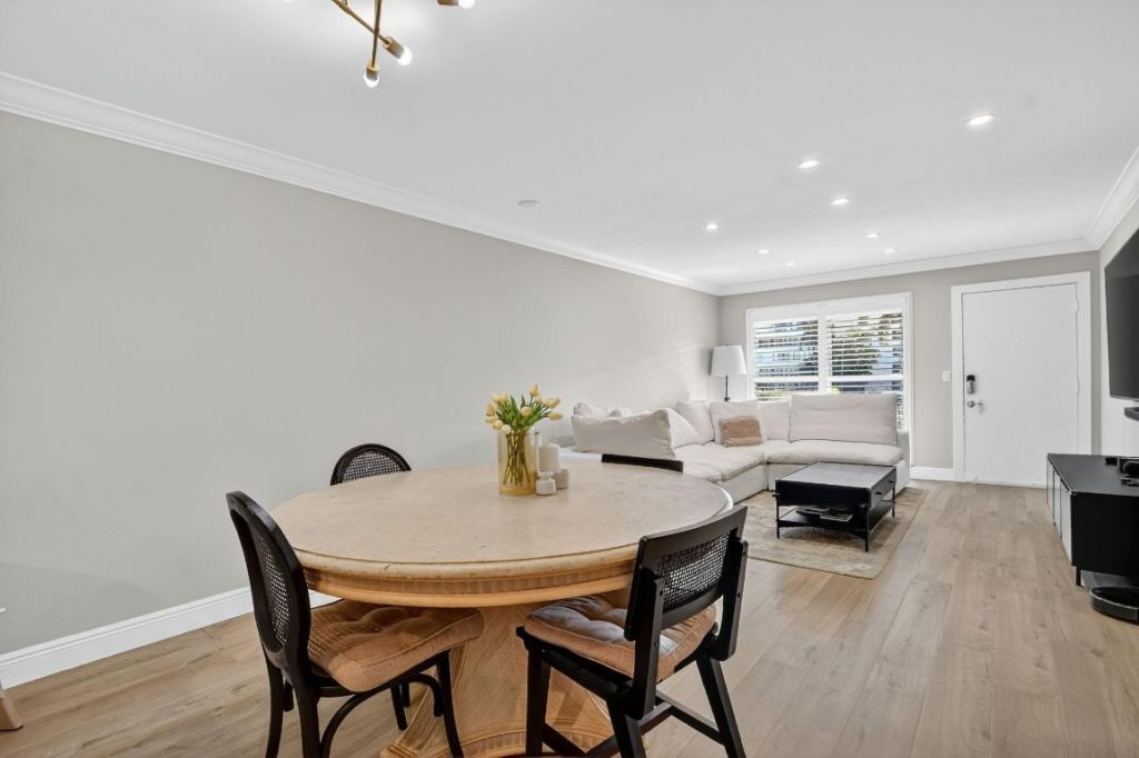 55 SE 14th St, Unit 211, Boca Raton, FL 33432 Photo