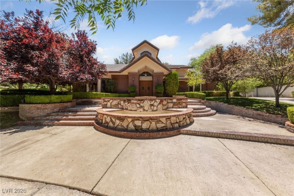 112 Quail Run Road , Henderson, NV 89014