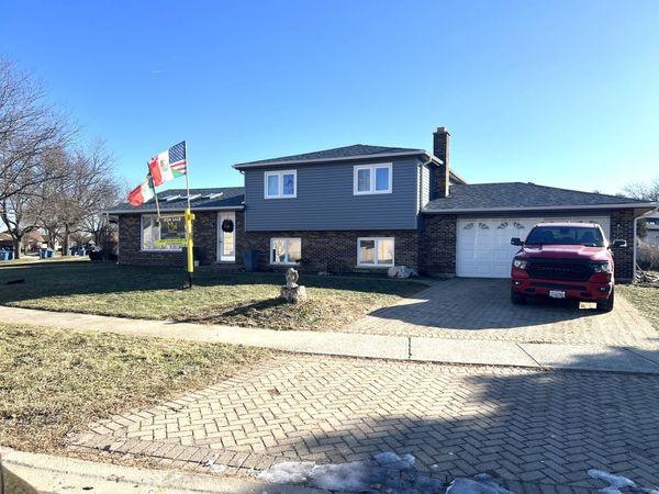 12818 S blossom Drive, Alsip, IL 60803