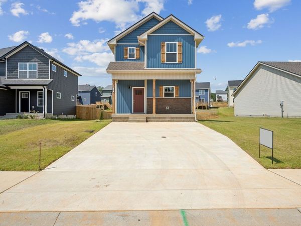 1465 Isaiah Dr, Clarksville, TN 37042