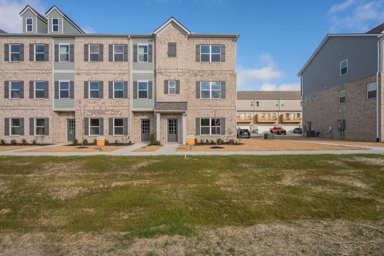 119 Rosebush Lane N, Lebanon, TN 37087 Main Photo