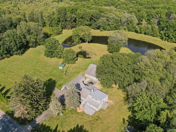 89 Deer Pond Road, Verbank, NY 12585