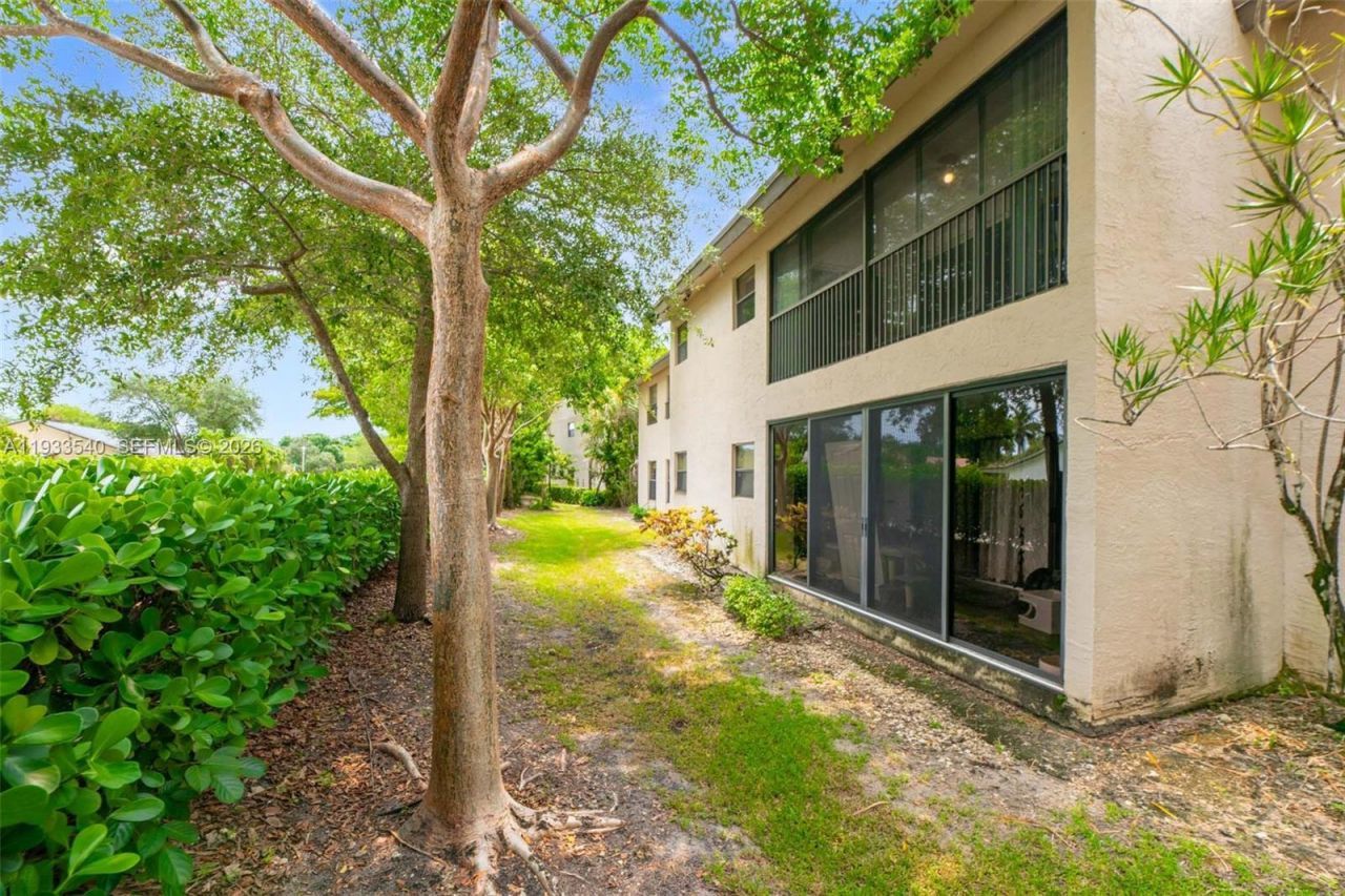 4155 NW 22nd St, Unit 267G, Coconut Creek, FL 33066 Photo