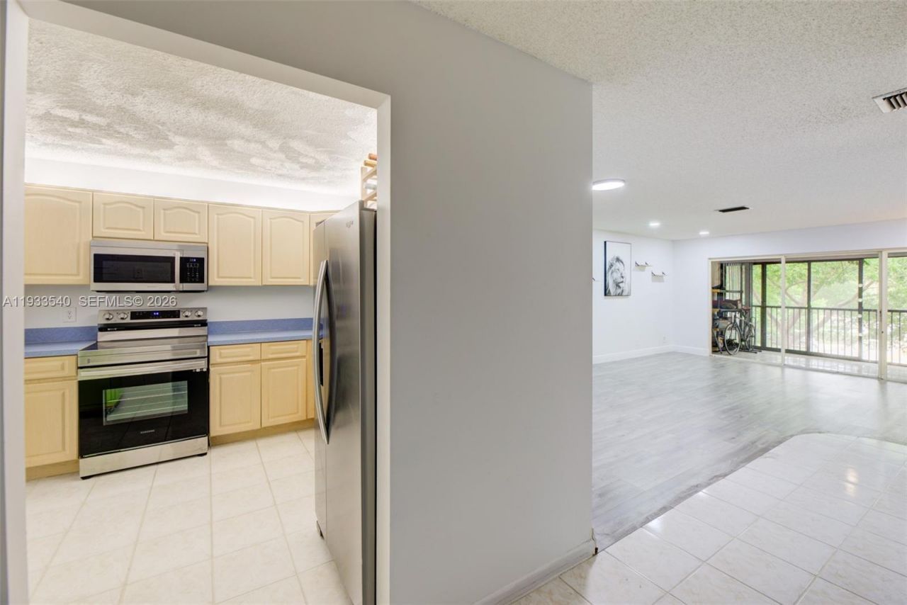 4155 NW 22nd St, Unit 267G, Coconut Creek, FL 33066 Photo