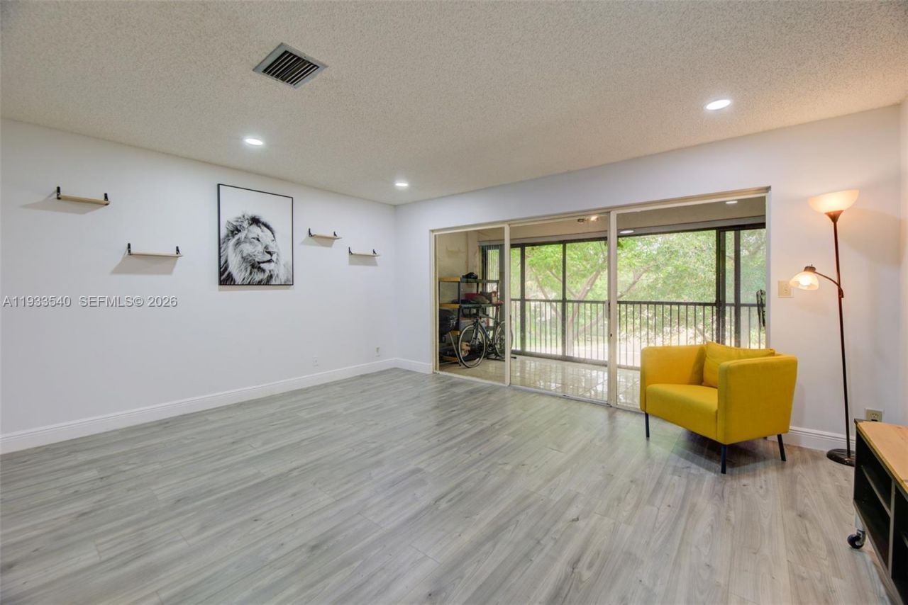 4155 NW 22nd St, Unit 267G, Coconut Creek, FL 33066 Photo