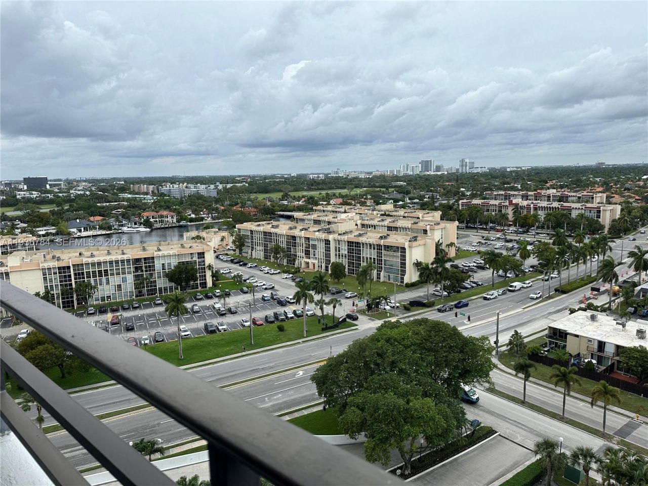 600 Three Islands Blvd, Unit 1402, Hallandale Beach, FL 33009 Photo