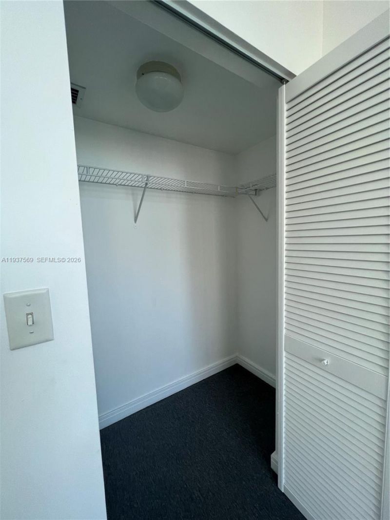 31 SE 5th St, Unit 3308, Miami, FL 33131 Photo