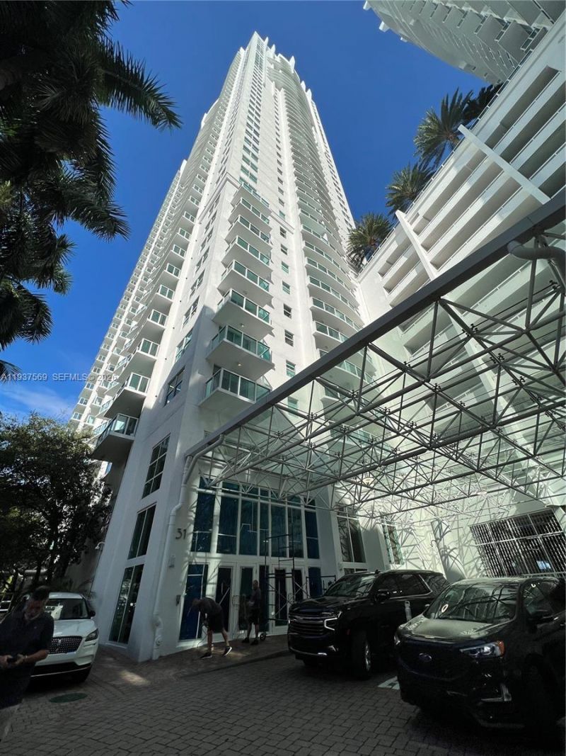 31 SE 5th St, Unit 3308, Miami, FL 33131 Photo