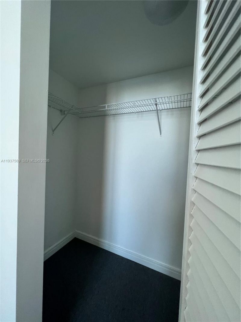 31 SE 5th St, Unit 3308, Miami, FL 33131 Photo