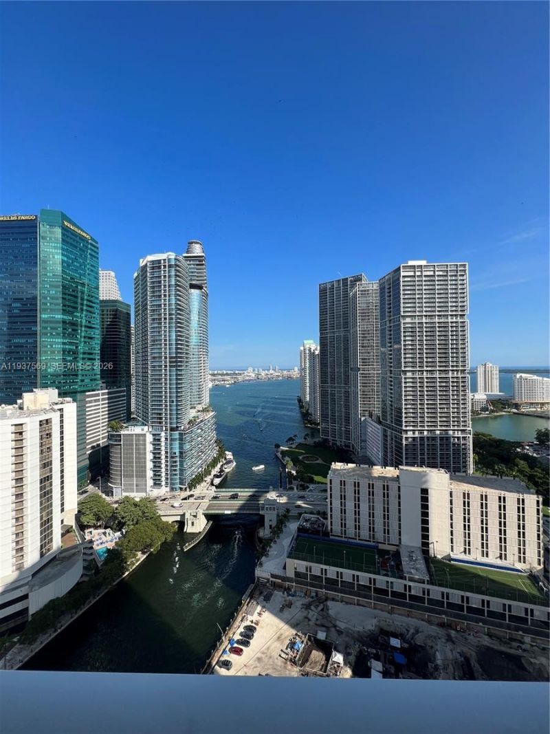 31 SE 5th St, Unit 3308, Miami, FL 33131 Photo