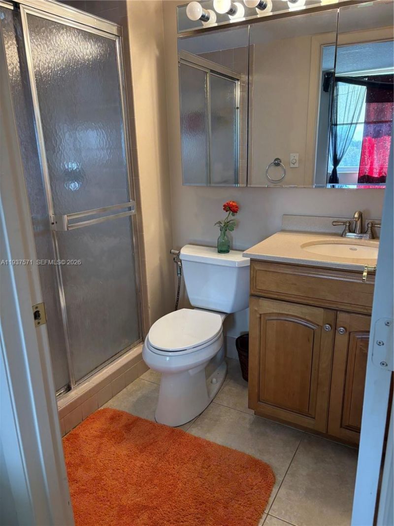 7690 NW 18th St, Unit 408, Margate, FL 33063 Photo