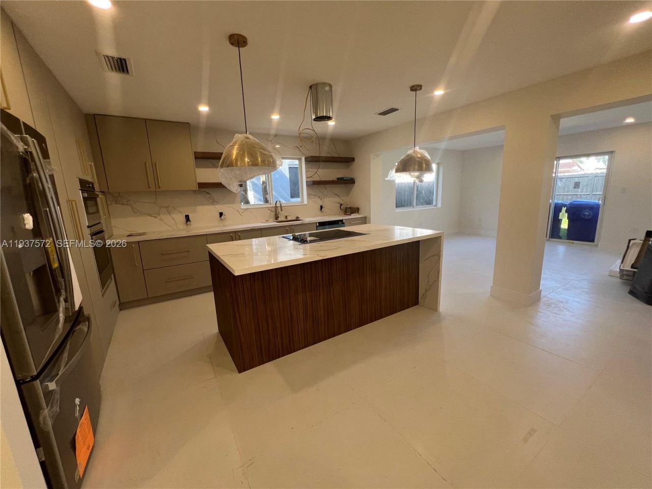 2315 NW 3rd St, Miami, FL 33125 Photo