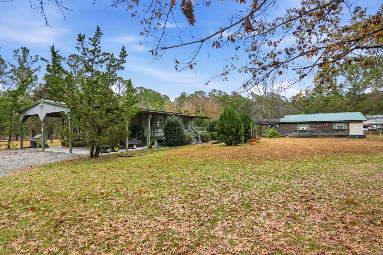 388 Rebel Lane Photo 12