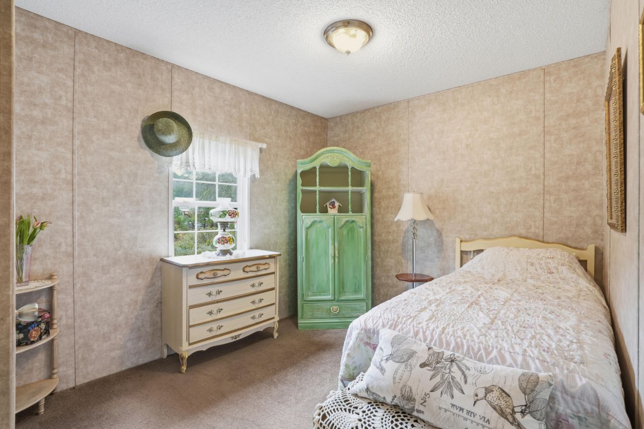 388 Rebel Lane Photo 18