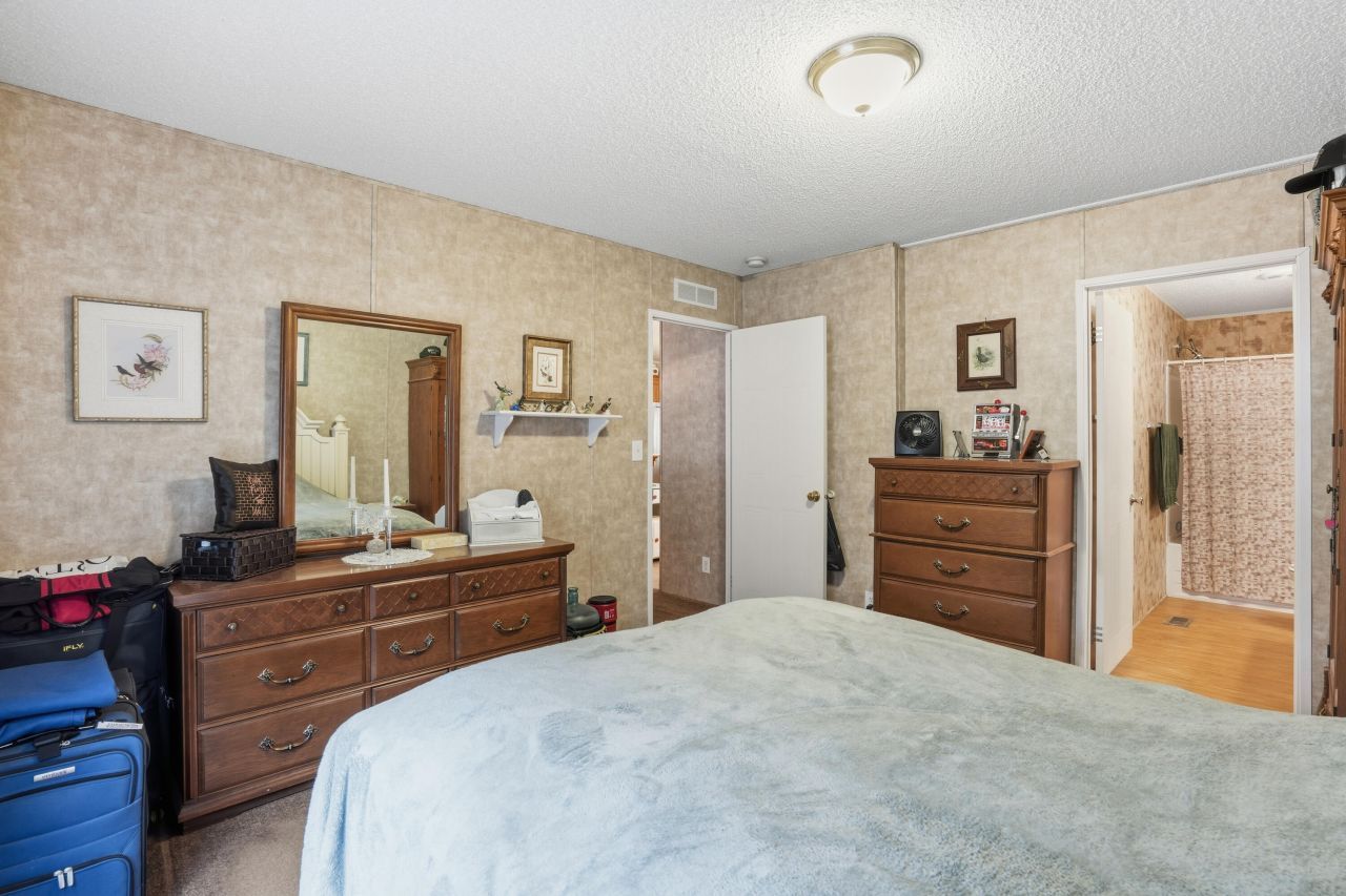 388 Rebel Lane Photo 24