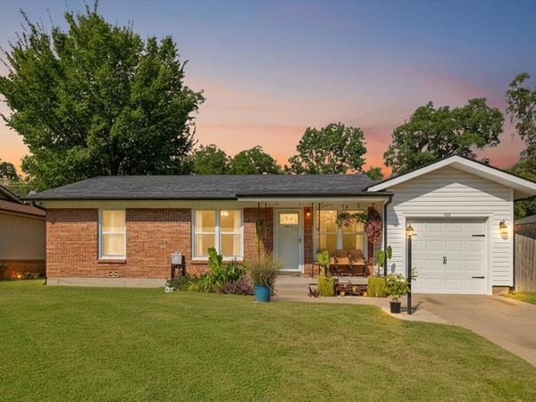 609 Norwood Drive, Hurst, TX 76053