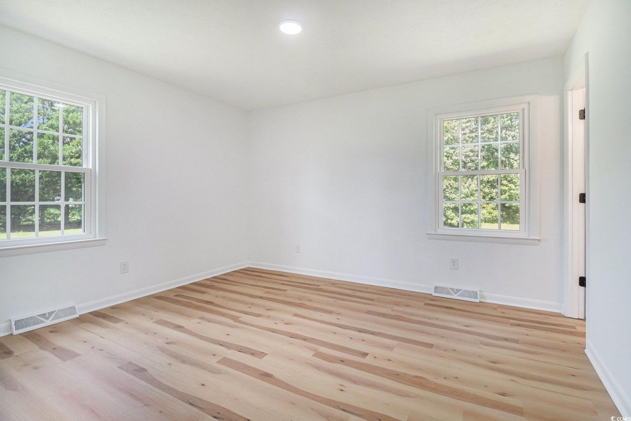 3114 Cultra Rd. Photo 6