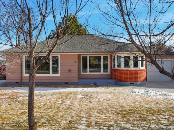 706 GLENN ST, Wall, SD 57790