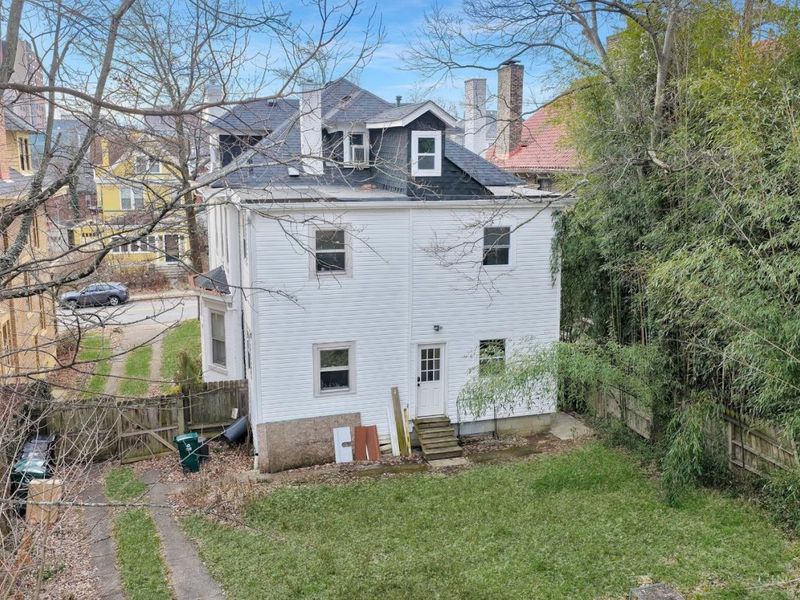 378 Howell Avenue, Cincinnati, OH 45220 Photo 4