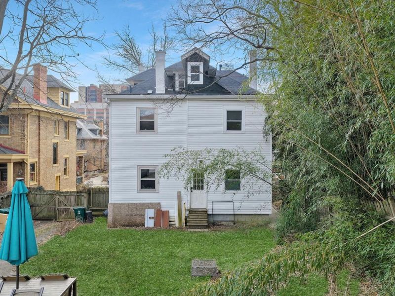 378 Howell Avenue, Cincinnati, OH 45220 Photo 5