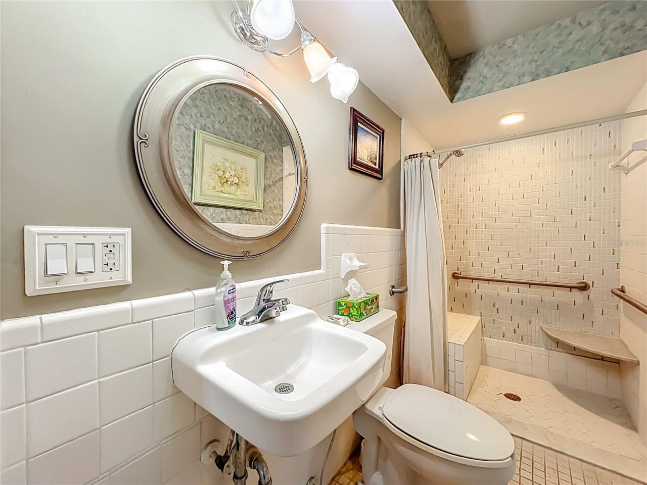415 Hermitage Drive, Altamonte Springs, FL 32701 Photo